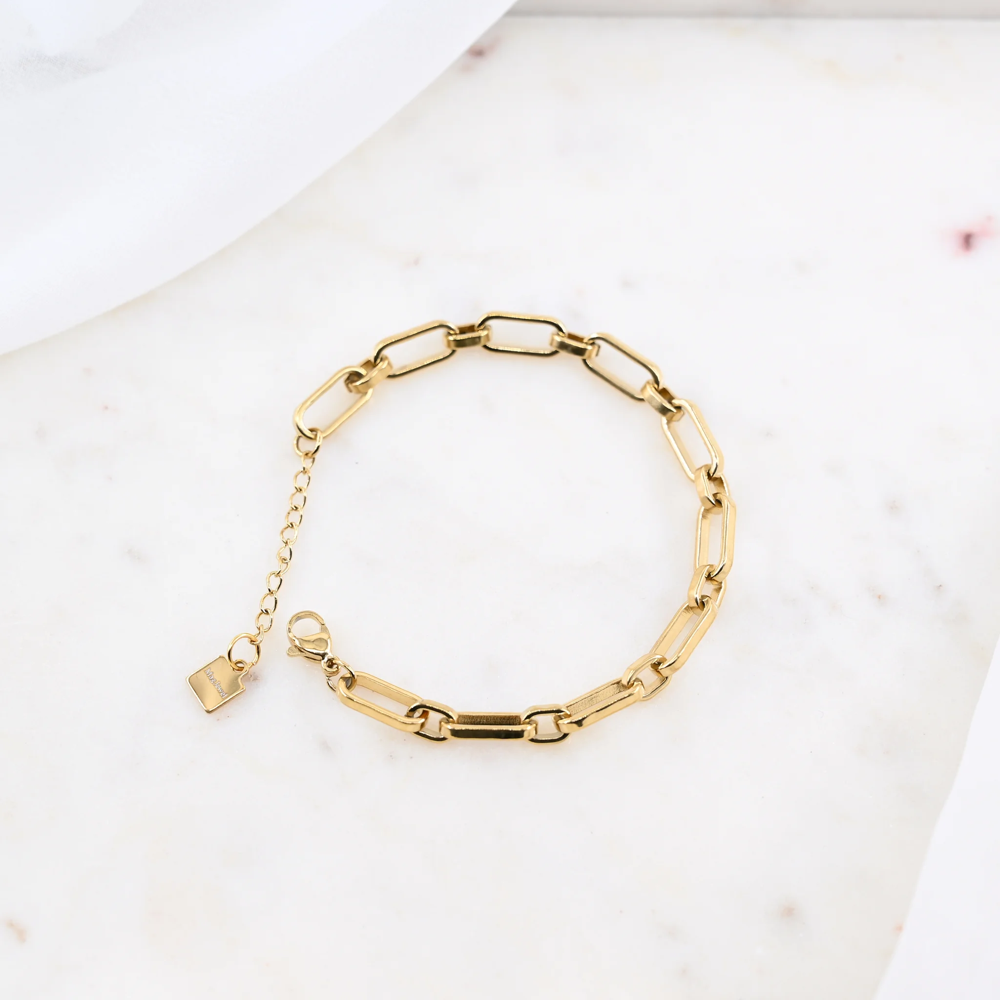 Platte schakelarmband