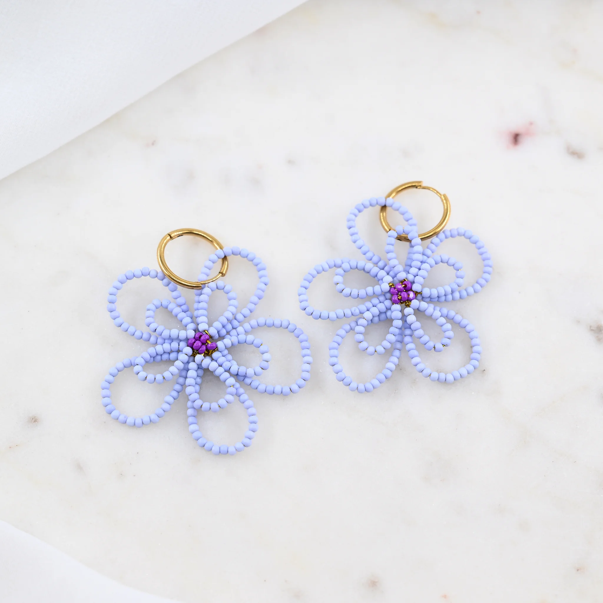 Oorbellen daisy blauw