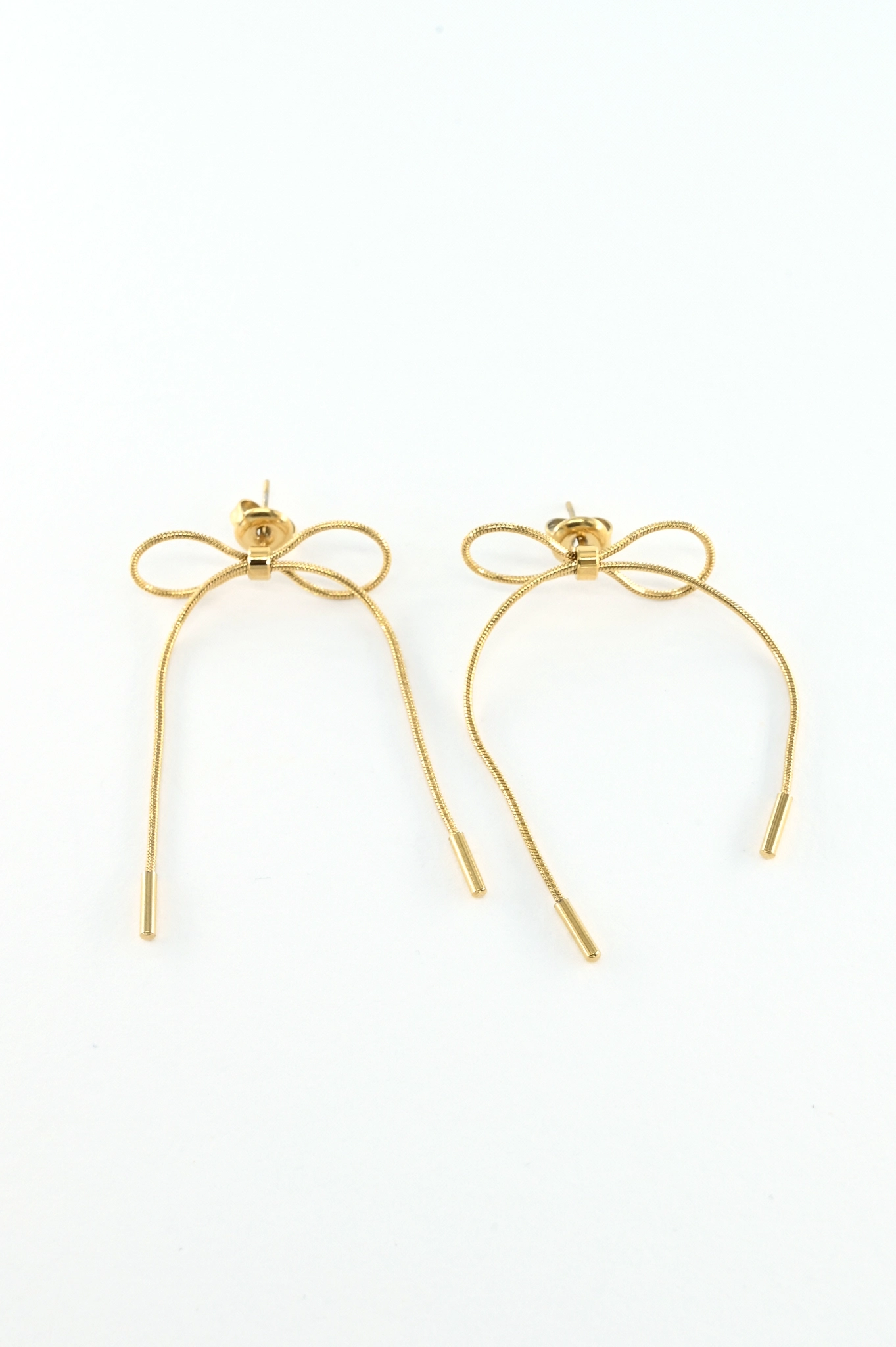 GER0042-2 Oorbel met strikje