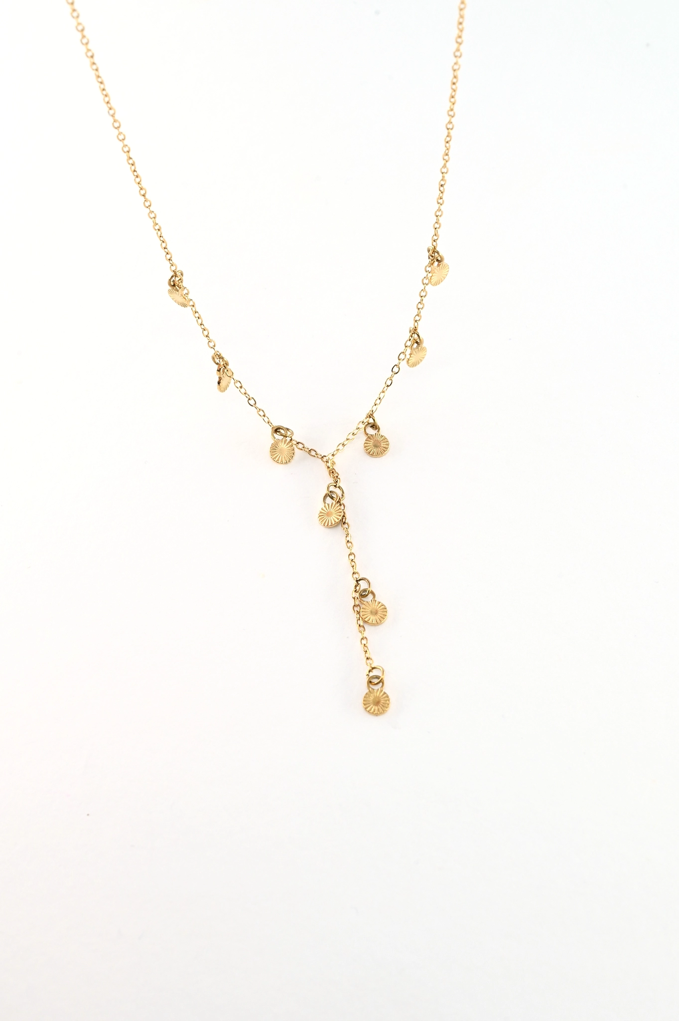 Ketting met blaadjes