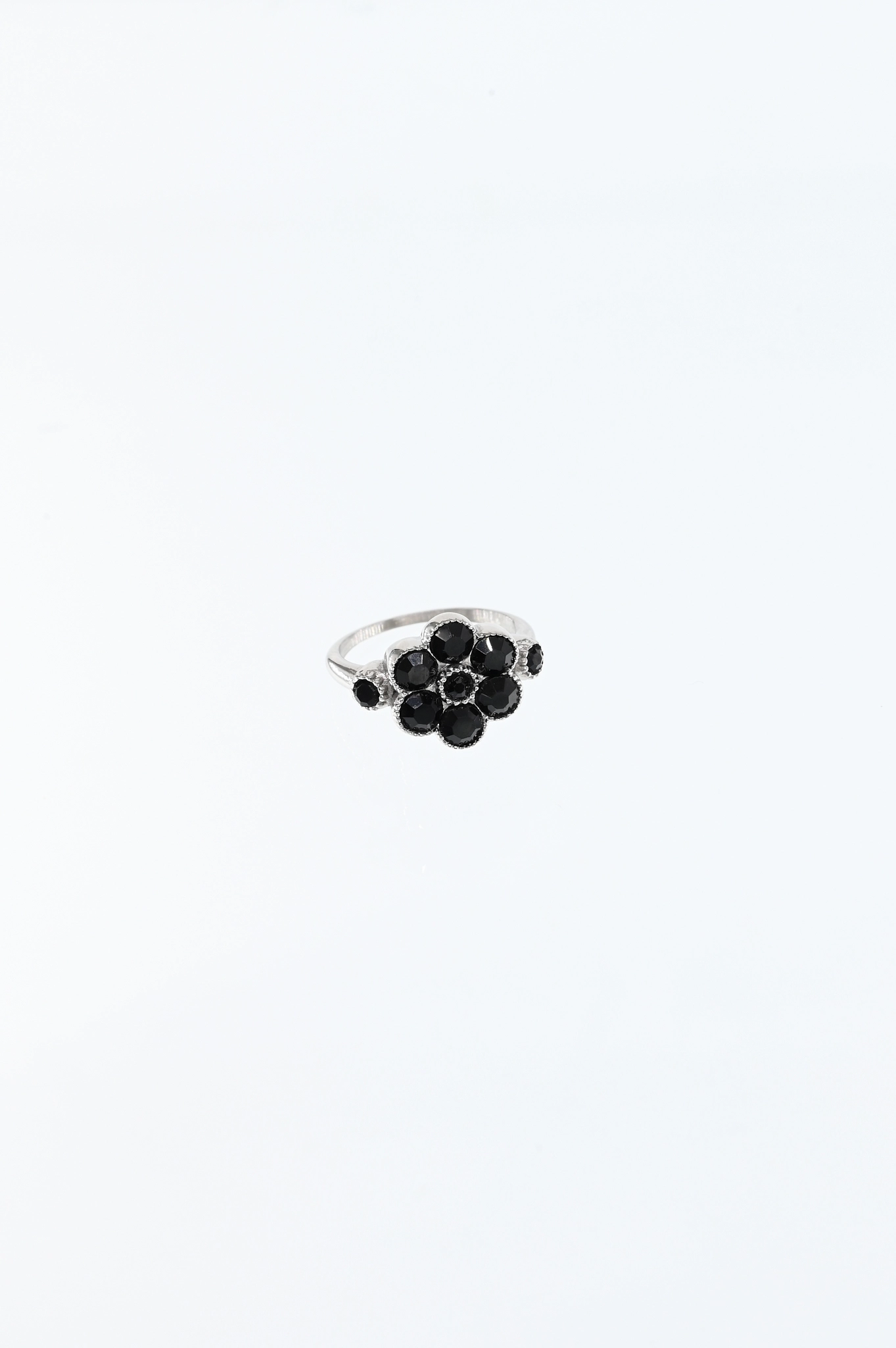 Ring met bloem