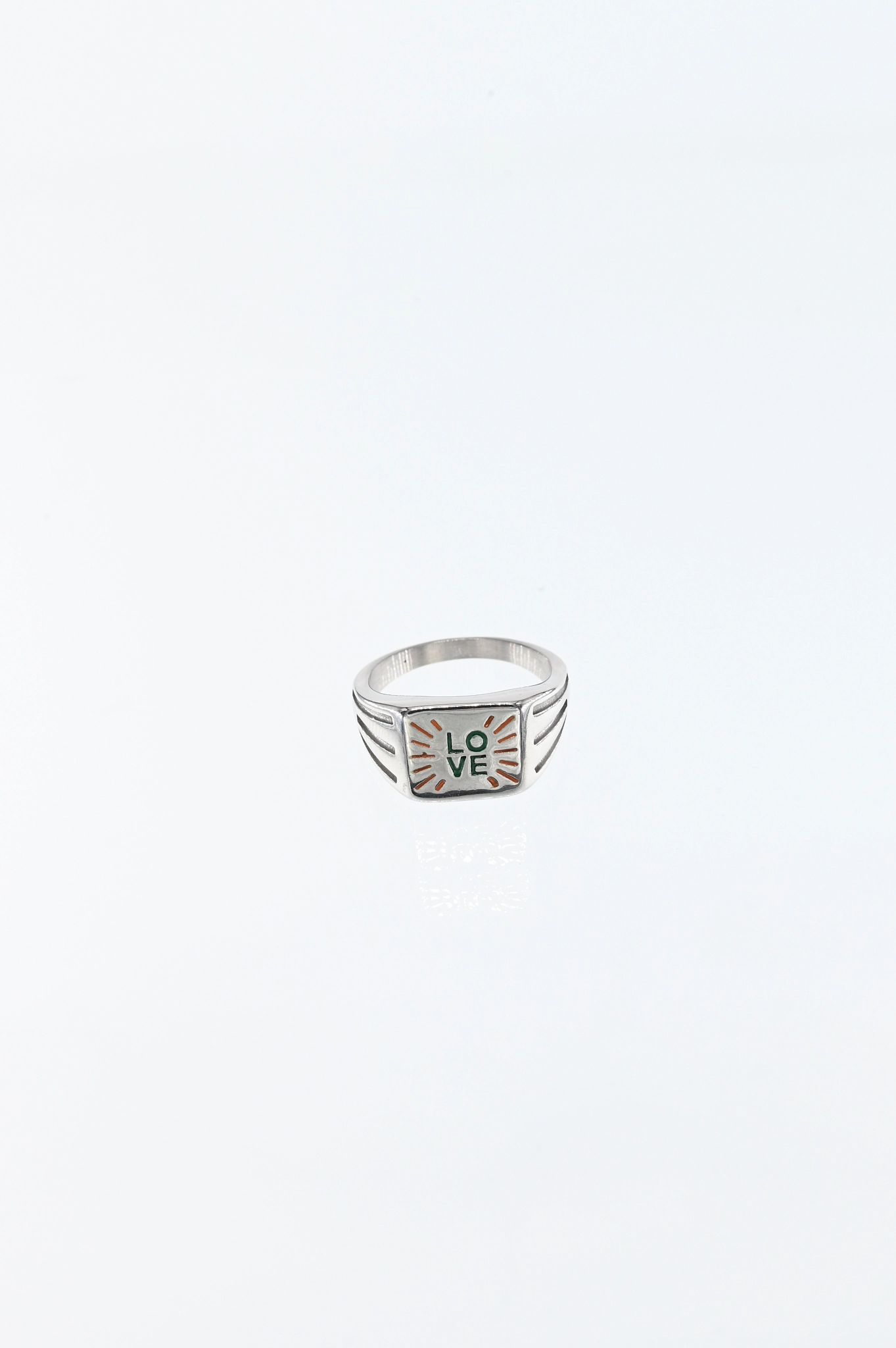 LOVE ring